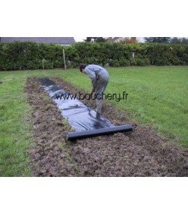 Film noir spécial vigne** 80 microns